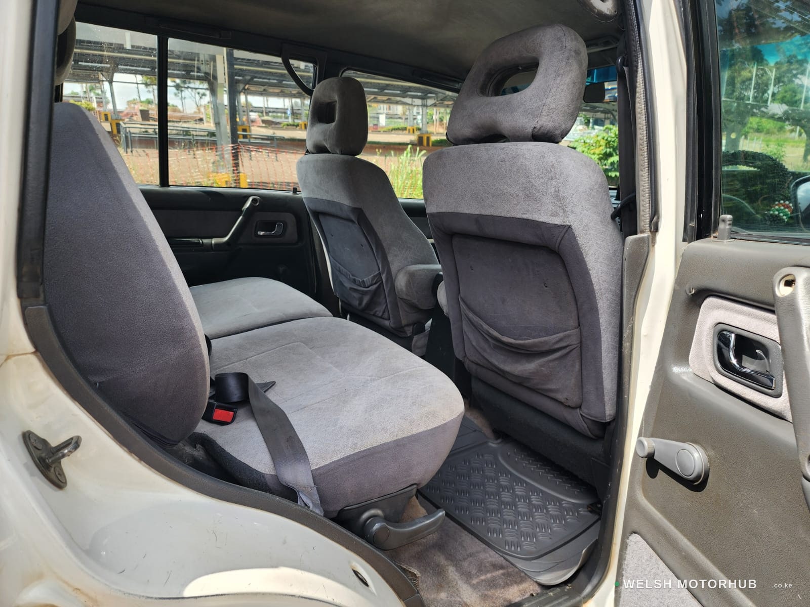 1999 Mitsubishi Pajero Exceed 3L Petrol SUV, photo 12