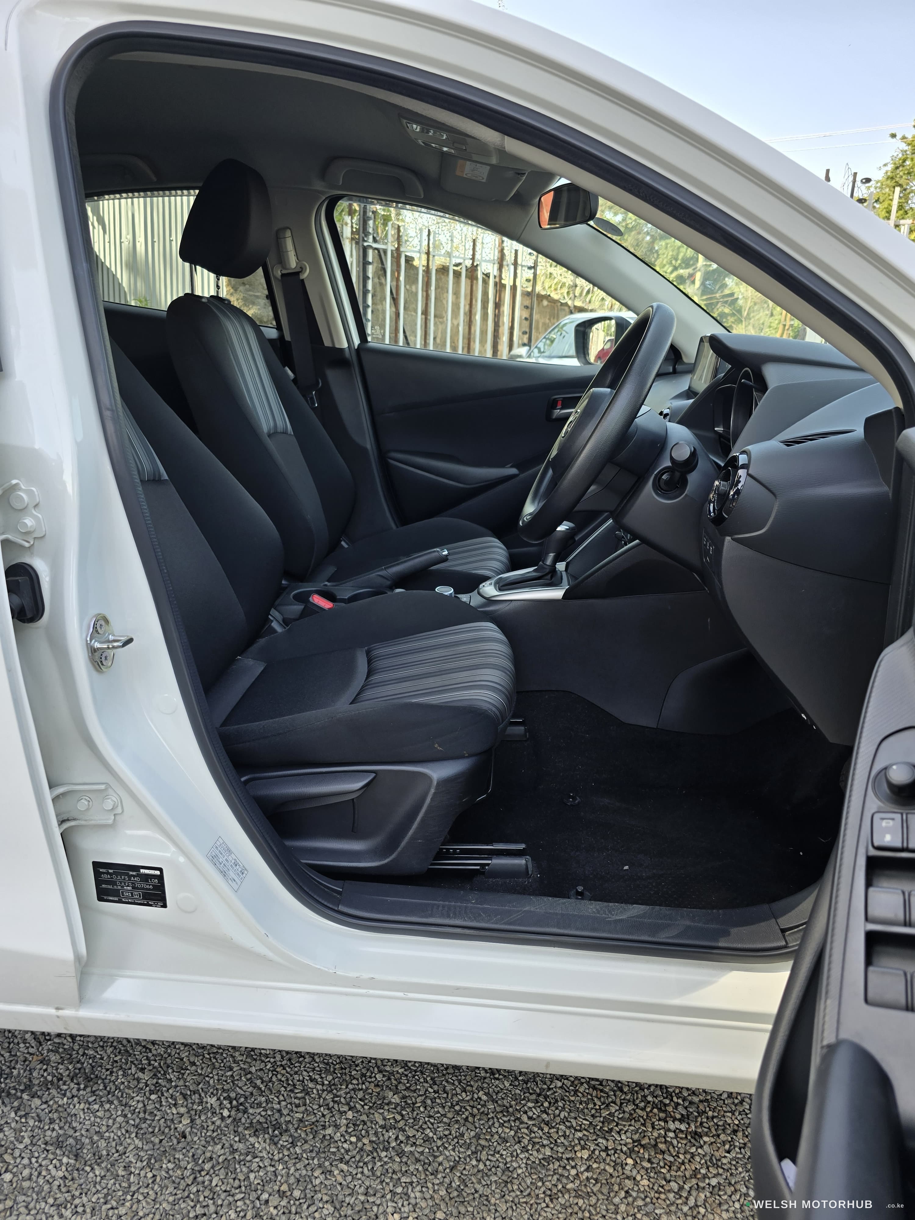 2020 Mazda 2 1.5L Petrol Hatchback, photo 8
