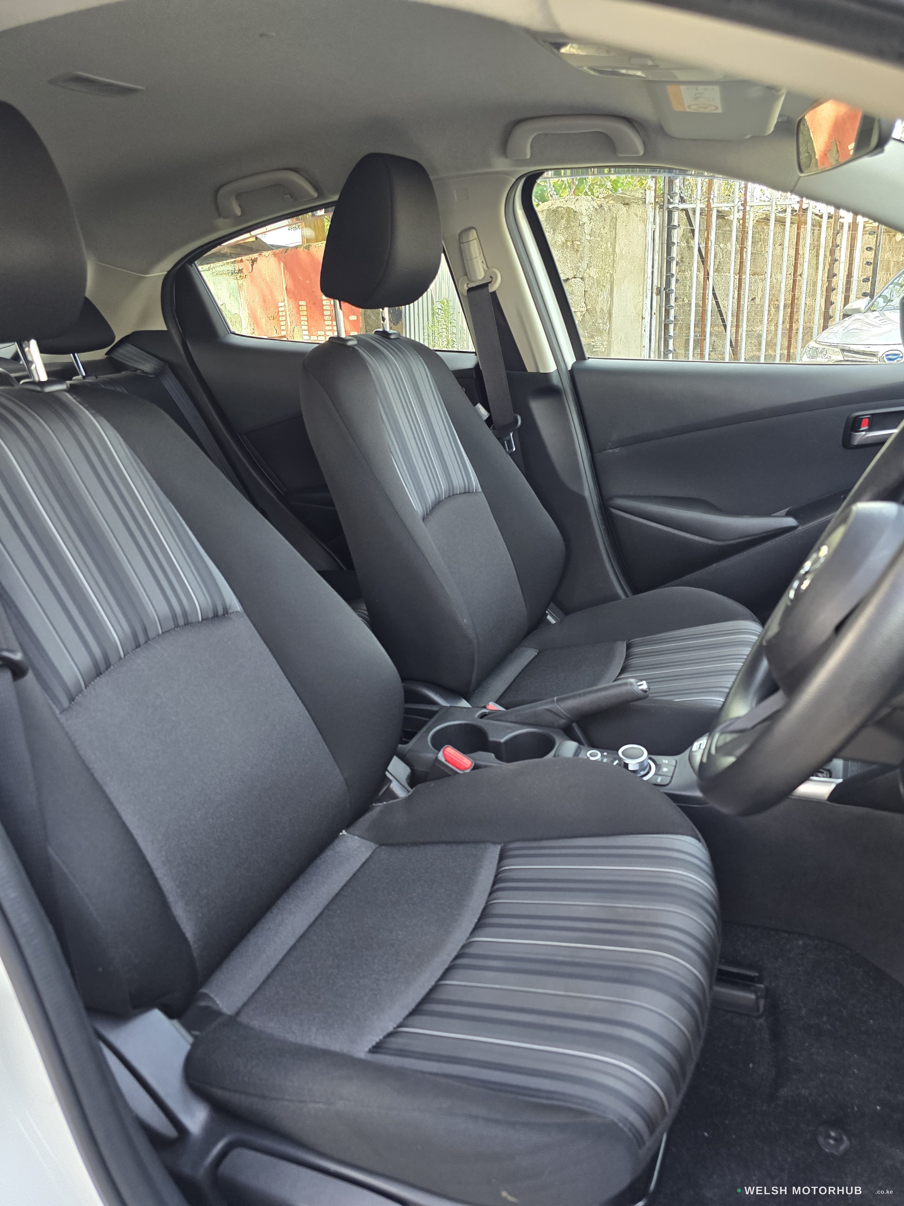 2020 Mazda 2 1.5L Petrol Hatchback, photo 7