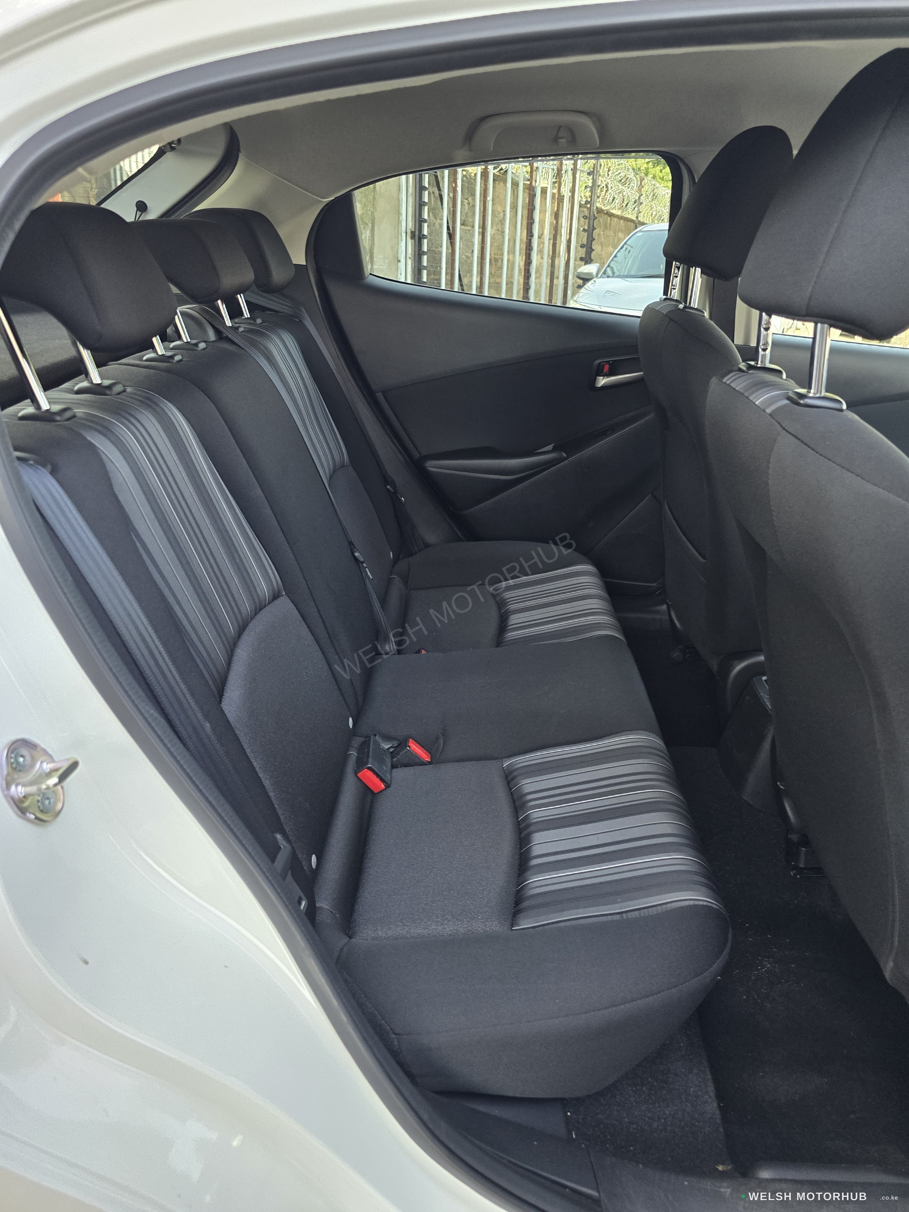 2020 Mazda 2 1.5L Petrol Hatchback, photo 11