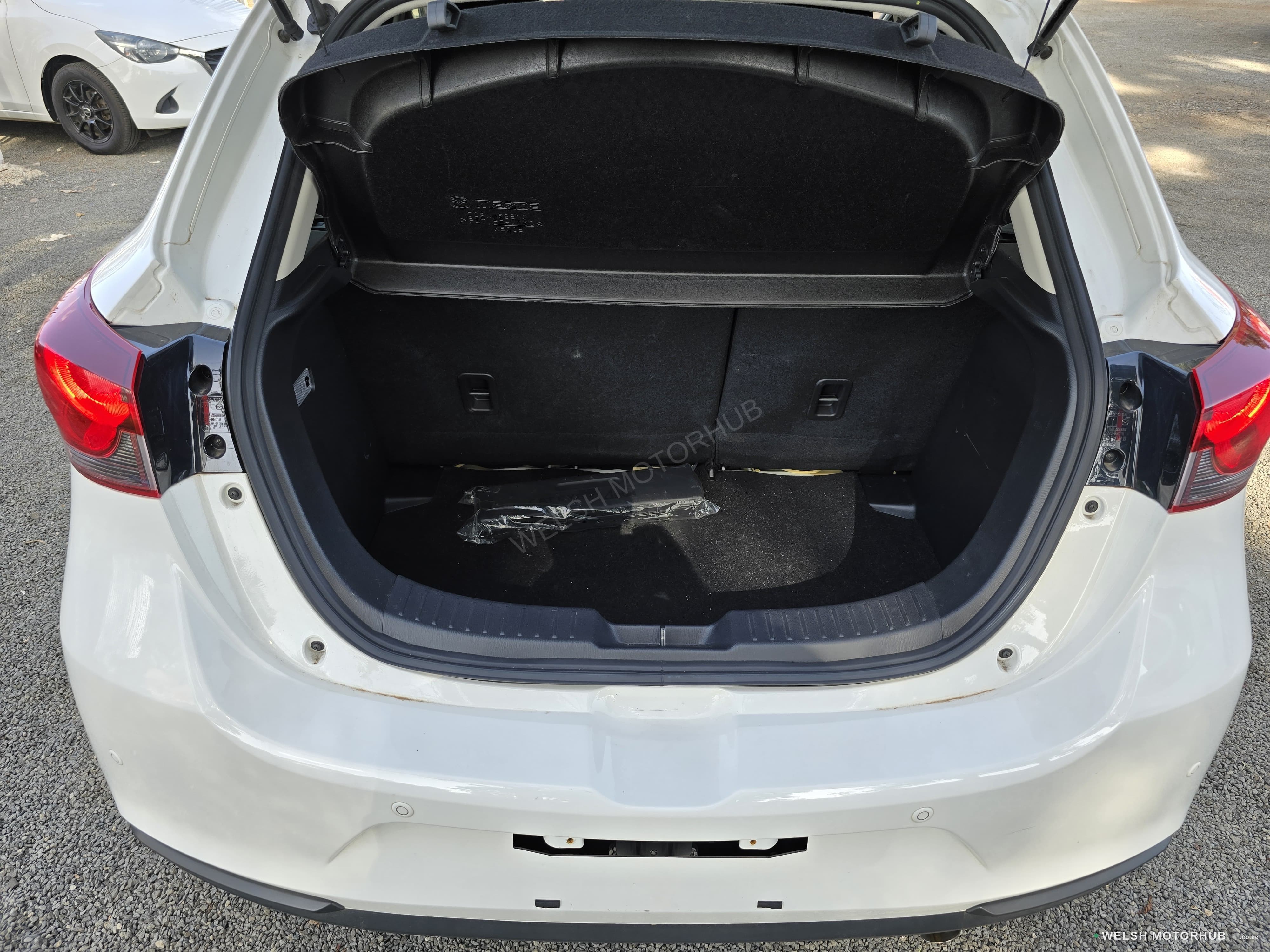2020 Mazda 2 1.5L Petrol Hatchback, photo 13