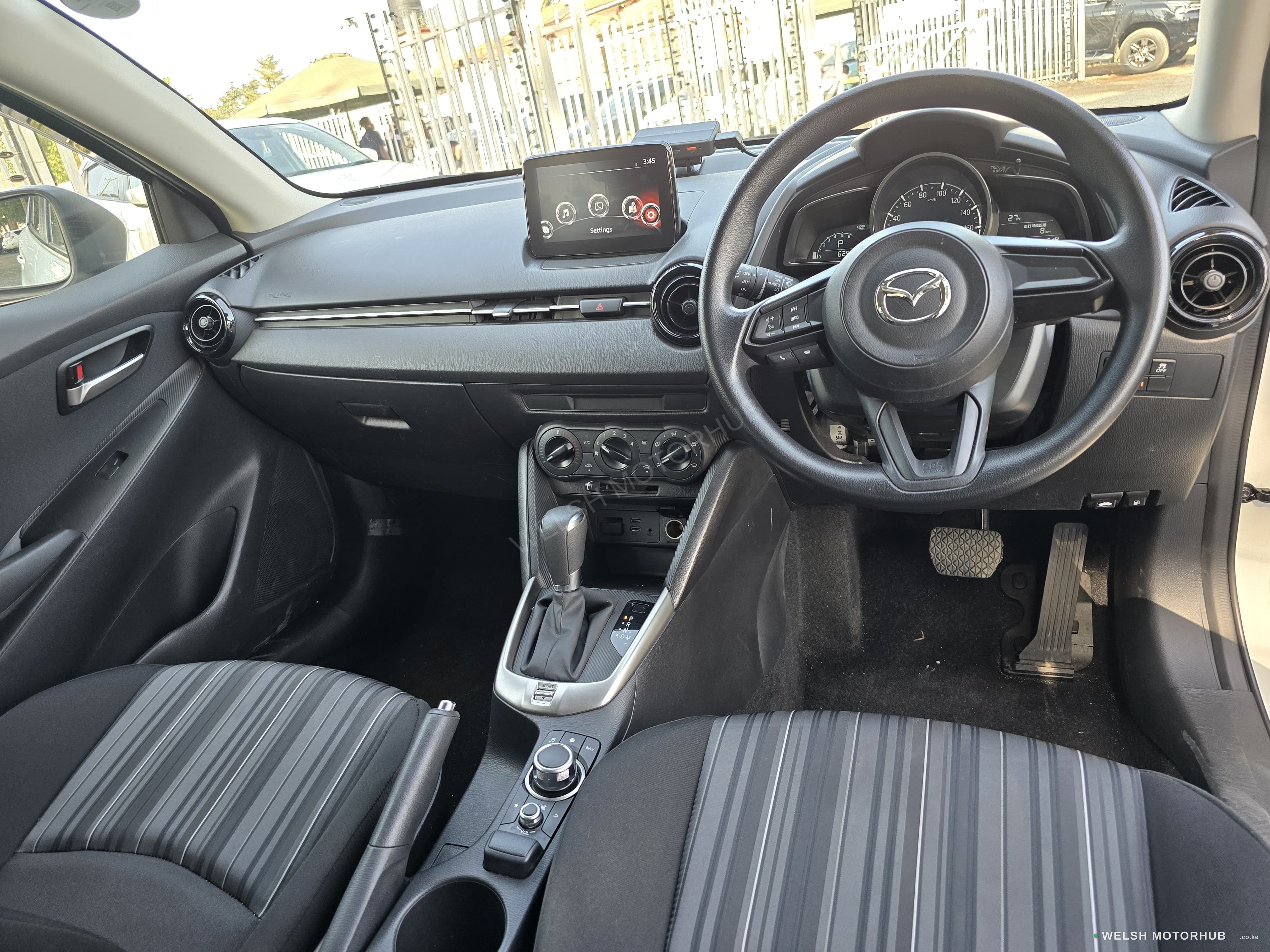 2020 Mazda 2 1.5L Petrol Hatchback, photo 12
