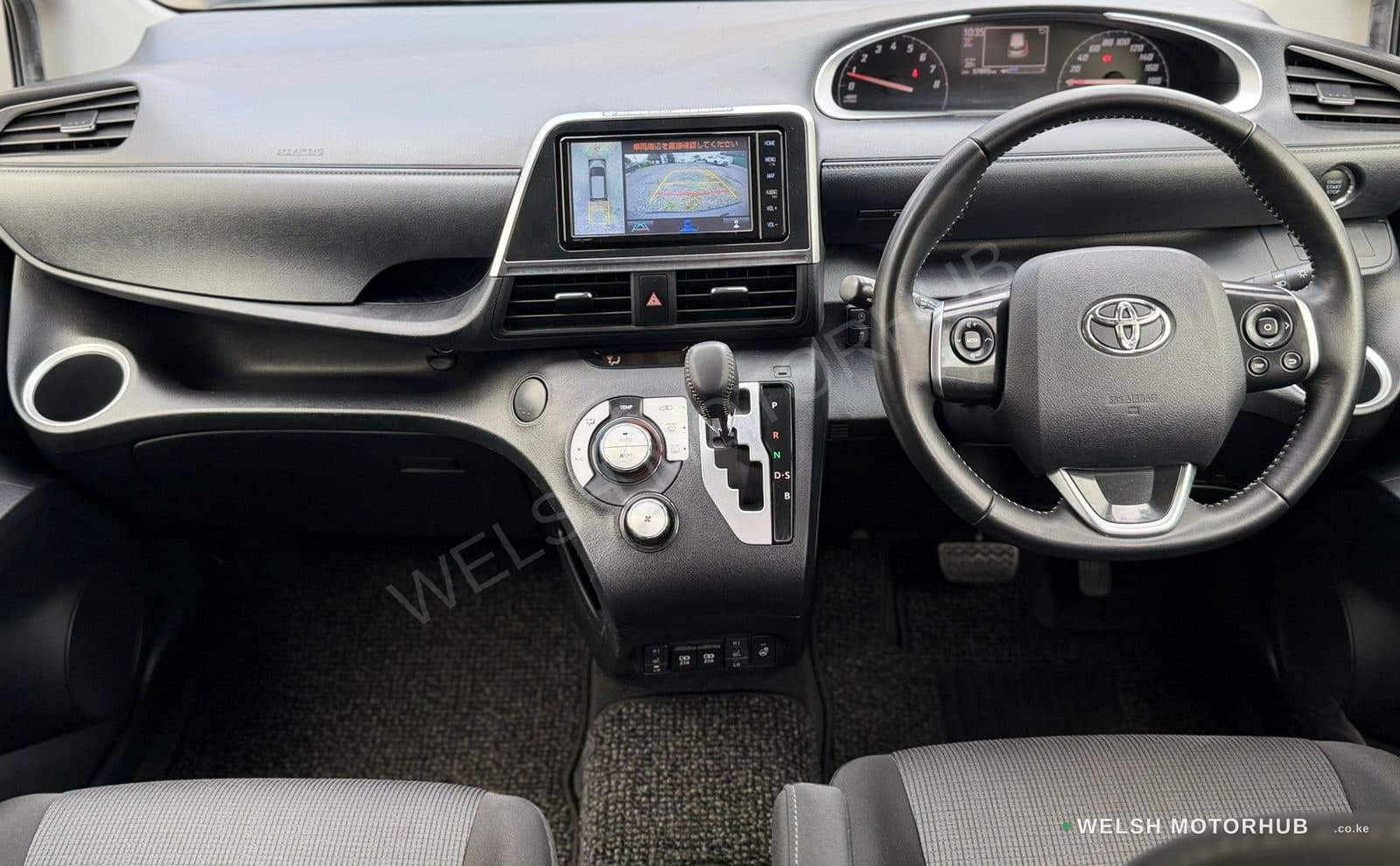 2020 Toyota Sienta Petrol MPV, photo 6