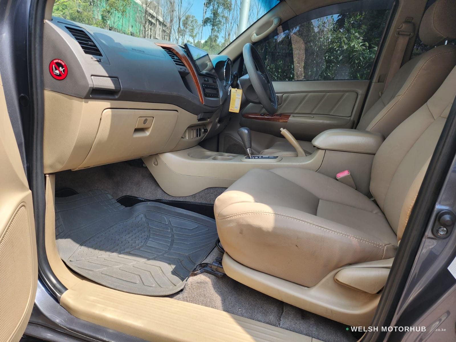 2011 Toyota Fortuner 3L Diesel SUV, photo 12