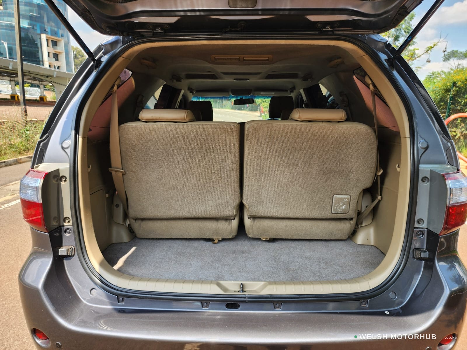 2011 Toyota Fortuner 3L Diesel SUV, photo 15