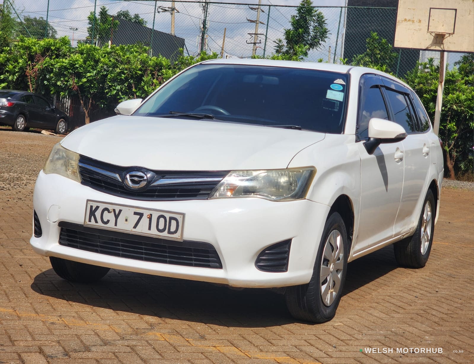 2013 Toyota Fielder 1.5L Petrol Hatchback, photo 6
