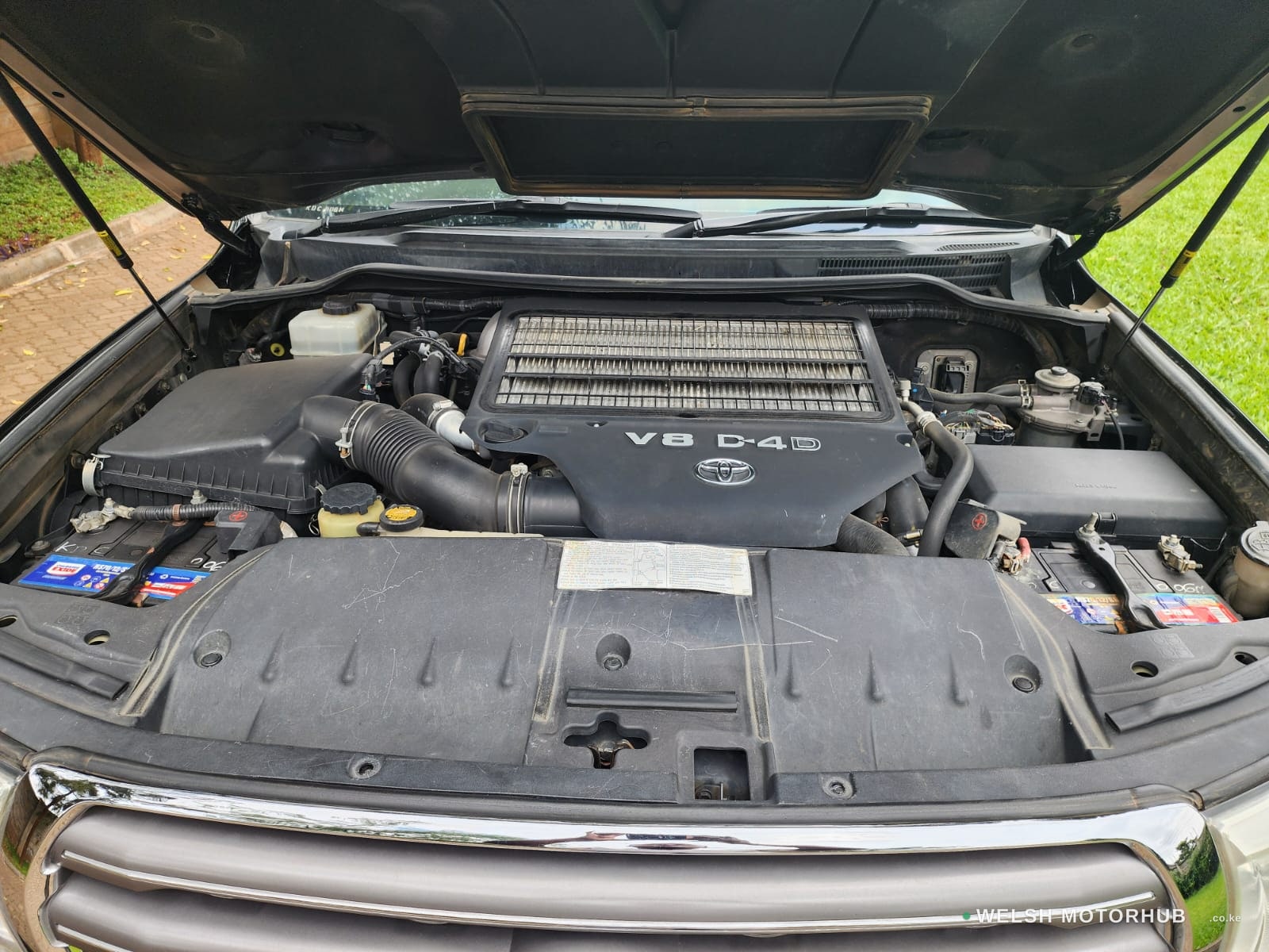 2013 Toyota Land Cruiser 200 Sahara 4.5L Diesel SUV, photo 14