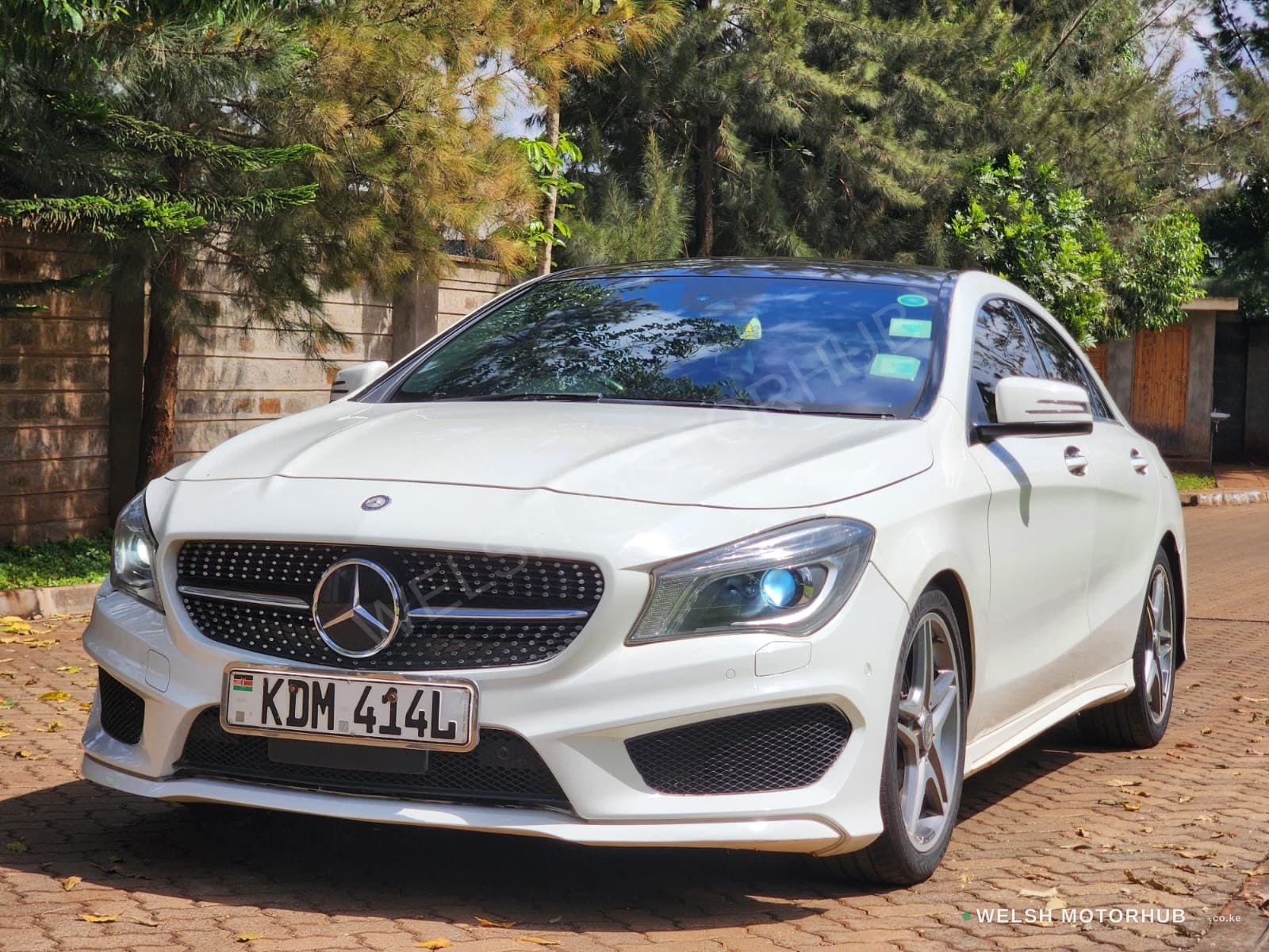 Mercedes-Benz CLA ( 180 )