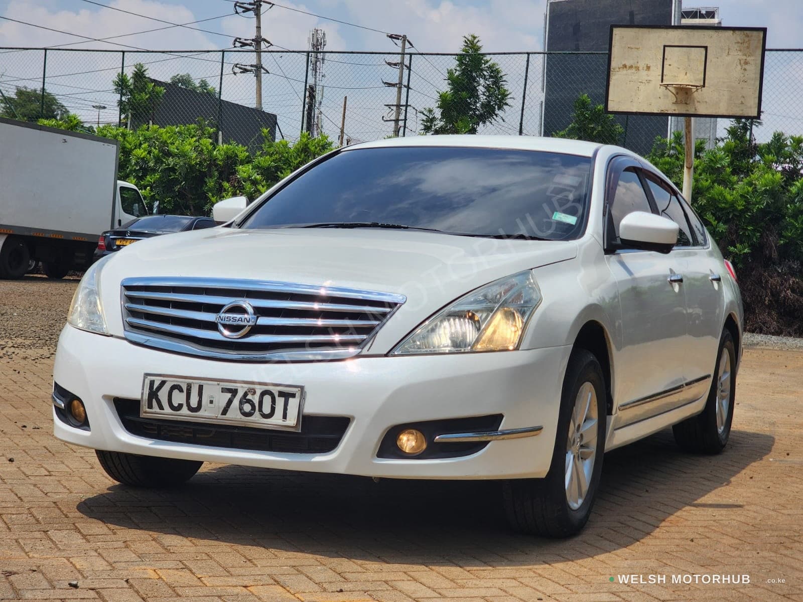 Nissan Teana