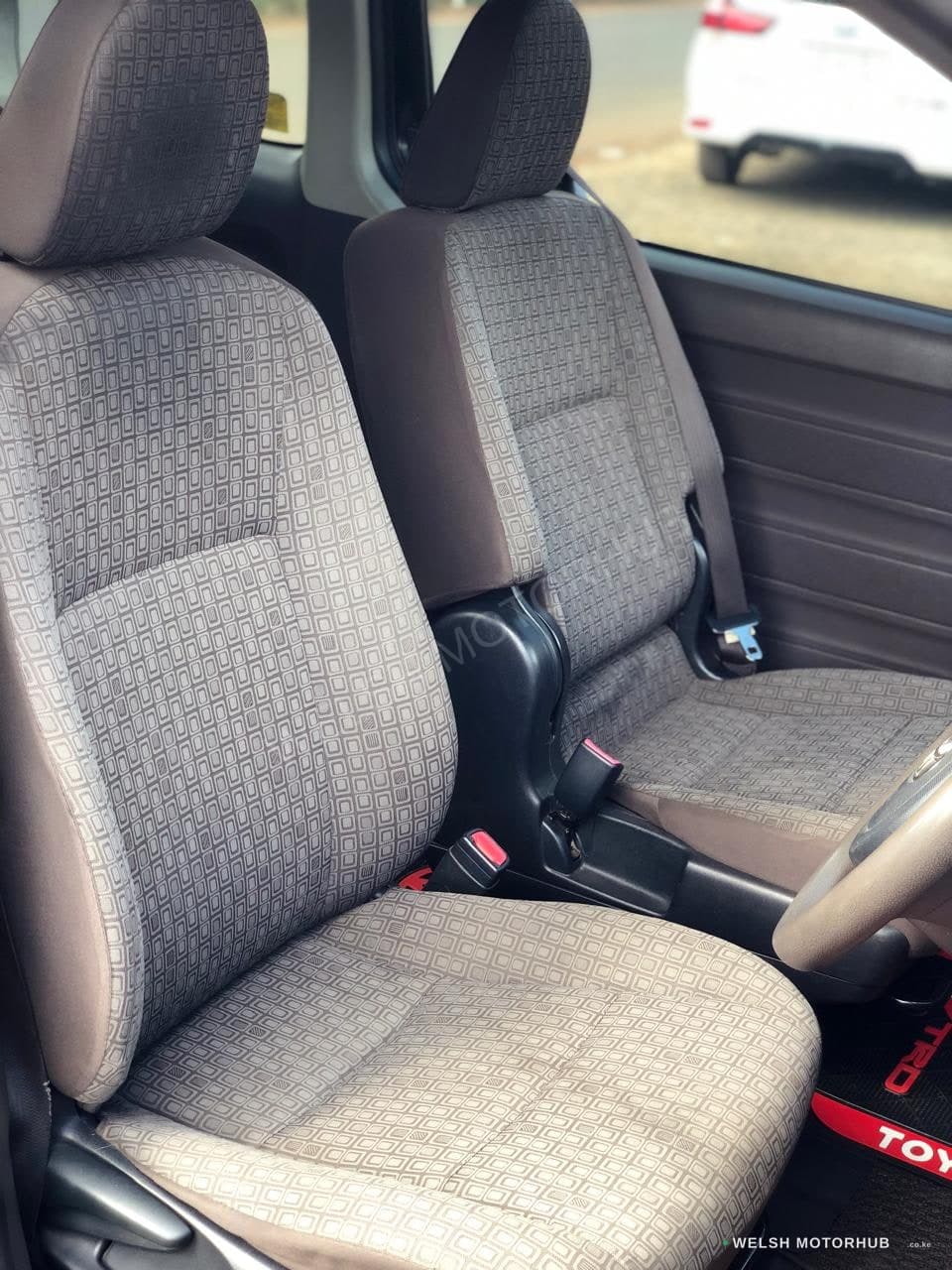2014 Toyota Spade 1.5L Petrol MPV, photo 12