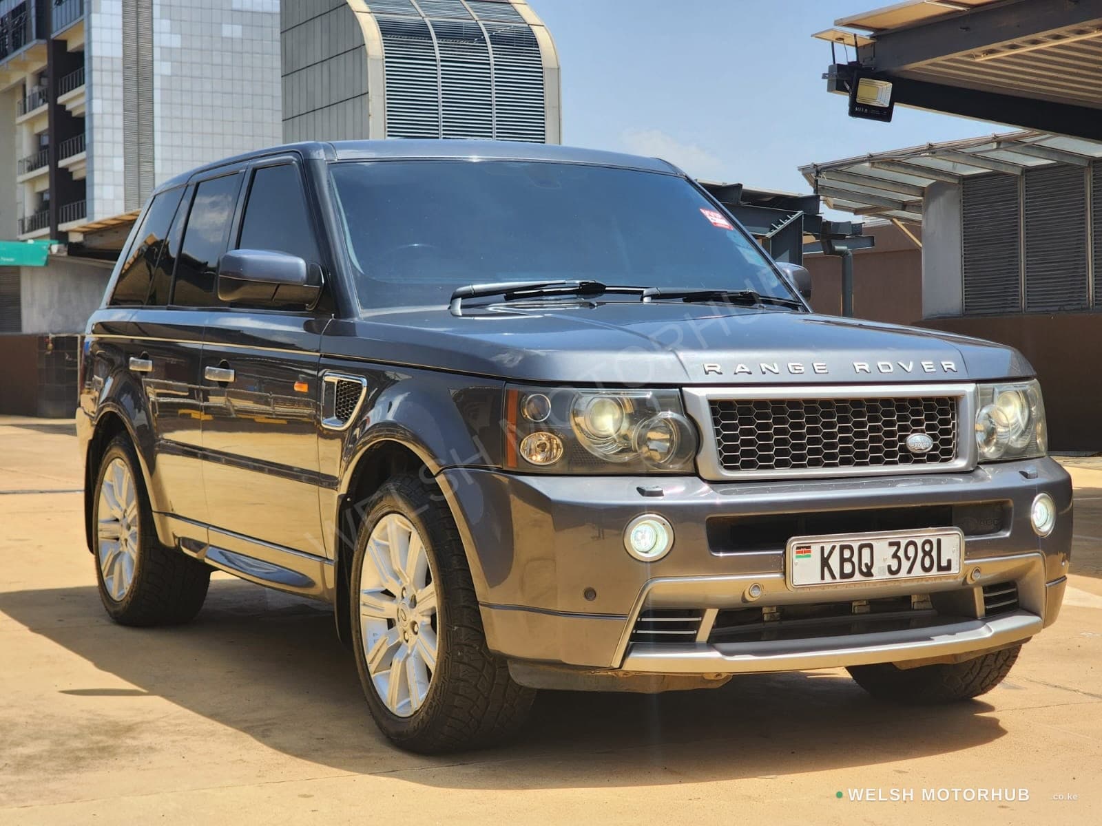 Range Rover Sport ( HSE )