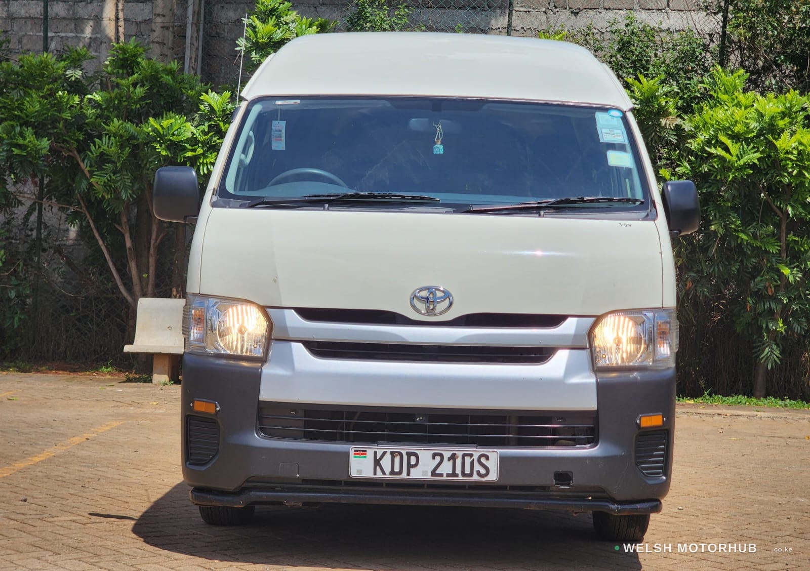 2023 Toyota Hiace 9L 3L Diesel Van, photo 3