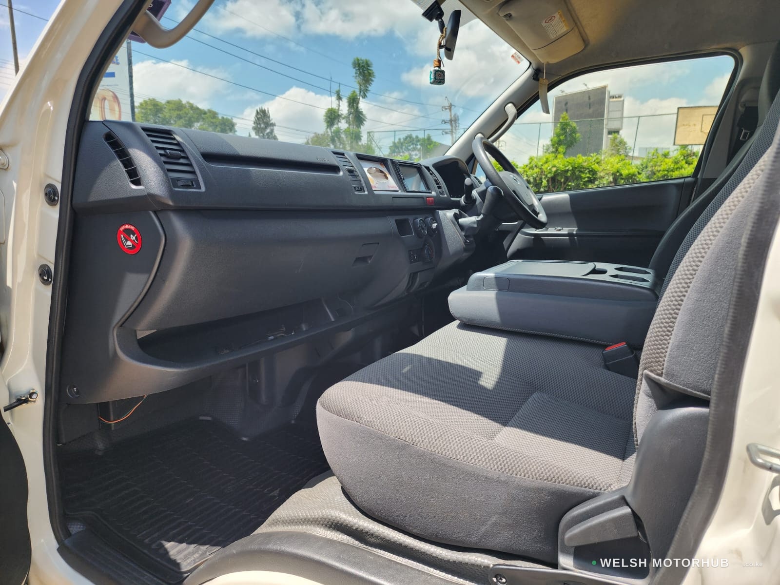 2023 Toyota Hiace 9L 3L Diesel Van, photo 10