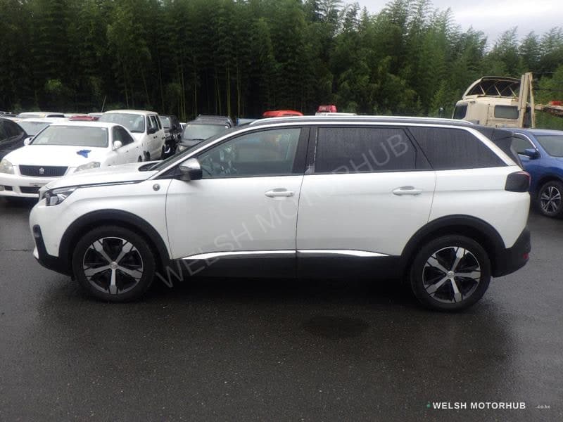 2019 Peugeot 5008 1.6L Petrol SUV, photo 6