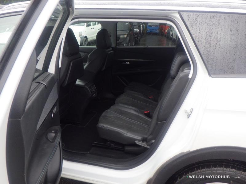 2019 Peugeot 5008 1.6L Petrol SUV, photo 11