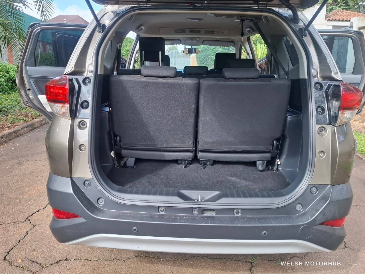 2019 Toyota Rush 1.5L Petrol SUV, photo 13