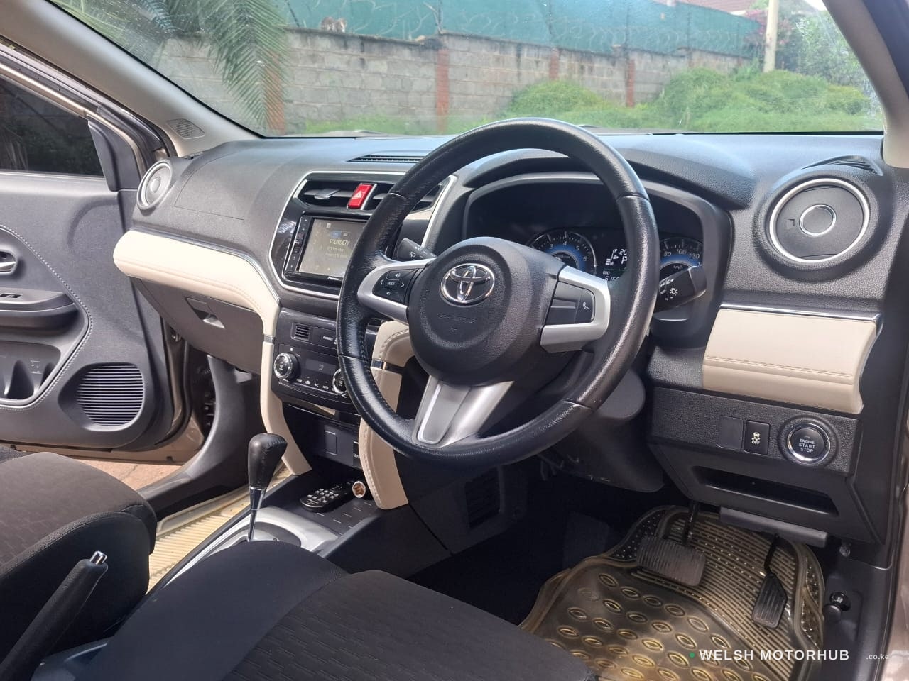 2019 Toyota Rush 1.5L Petrol SUV, photo 9