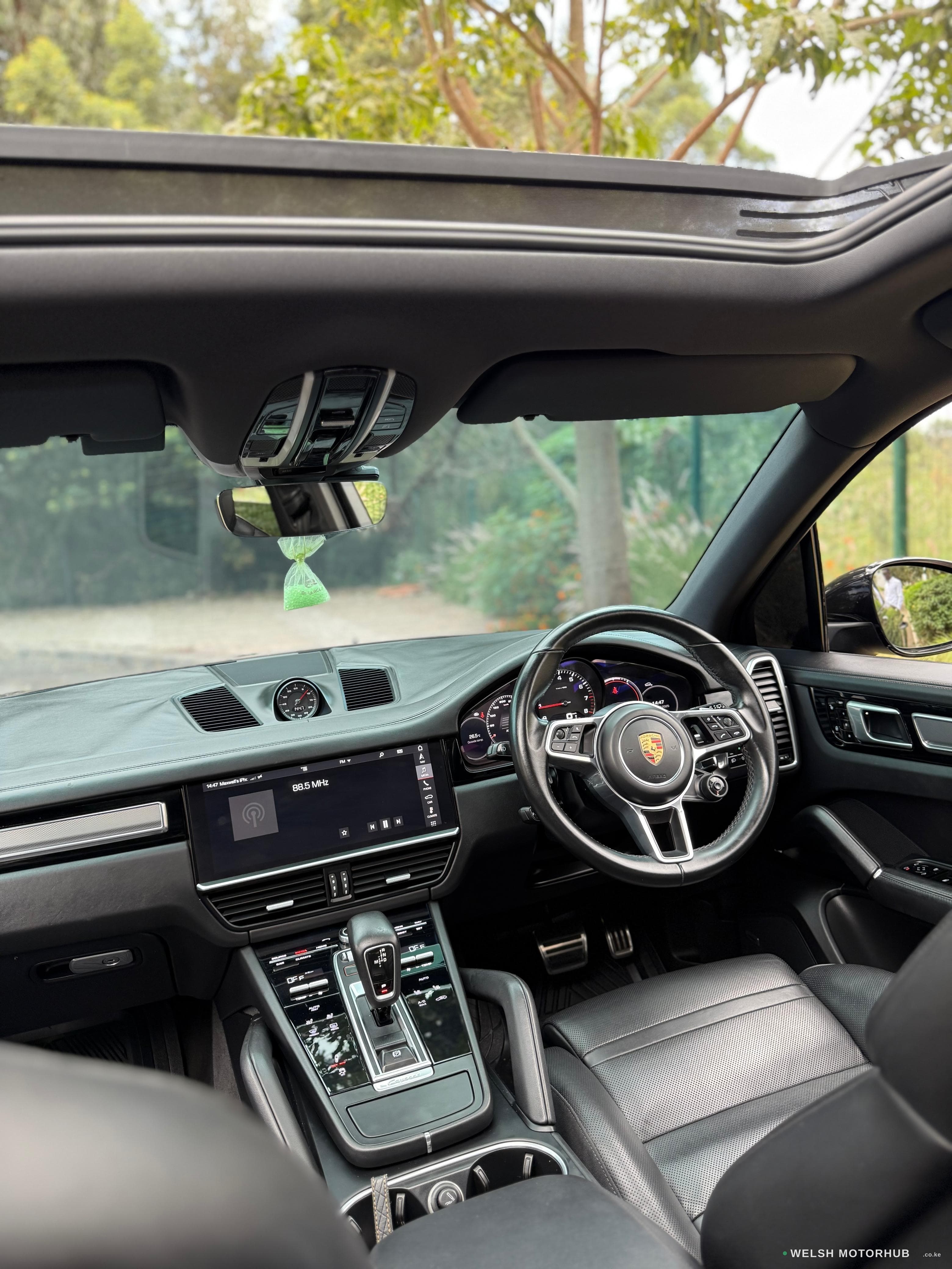 2019 Porsche Cayenne 2.9L Petrol SUV, photo 12