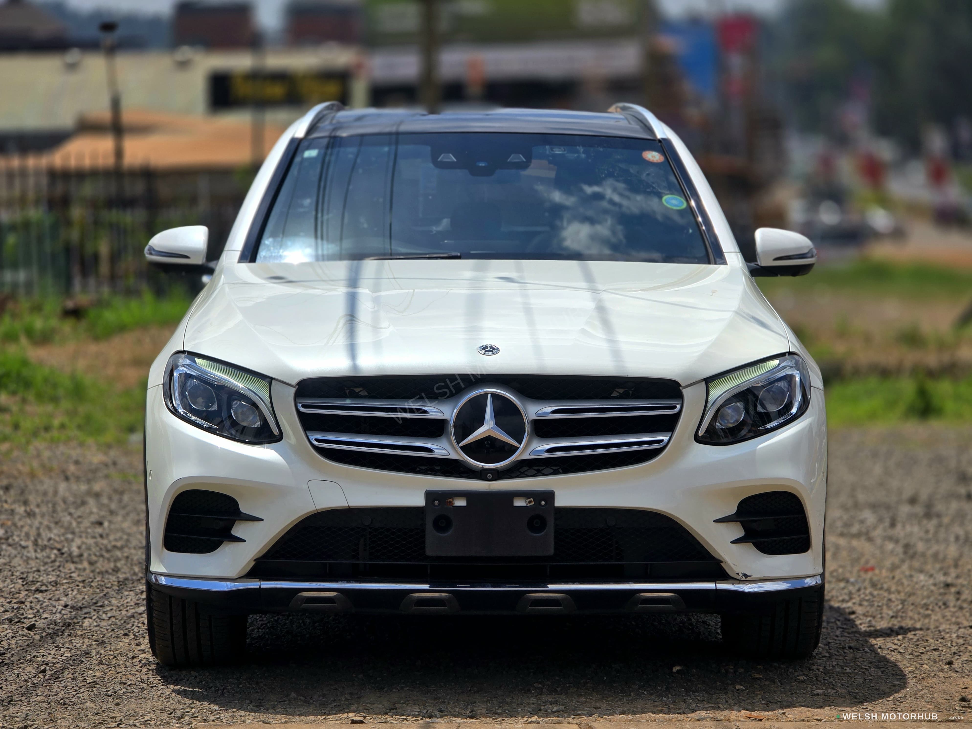 Mercedes-Benz GLC ( 220d AMG-LINE 4Matic )