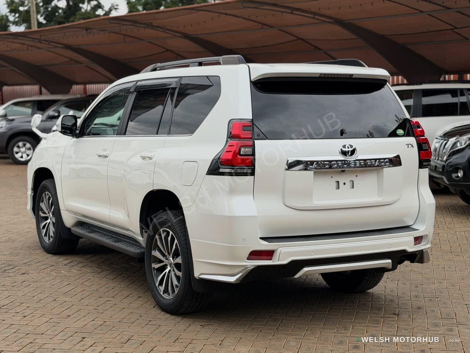 2019 Toyota Prado J150 TX-L MODELISTA KIT 2.8L Diesel SUV, photo 6