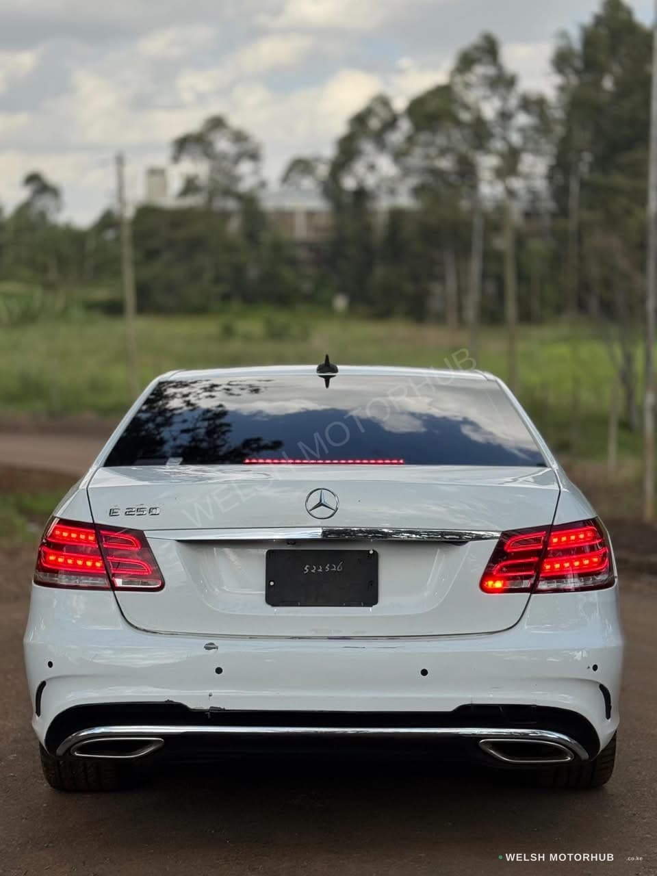 2016 Mercedes-Benz E250 2L Petrol Sedan, photo 5