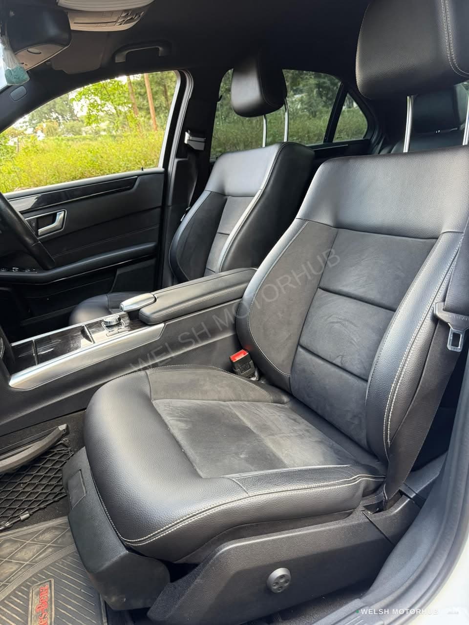 2016 Mercedes-Benz E250 2L Petrol Sedan, photo 10