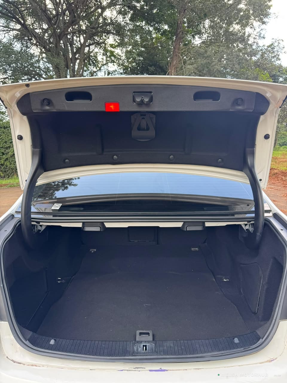 2016 Mercedes-Benz E250 2L Petrol Sedan, photo 13