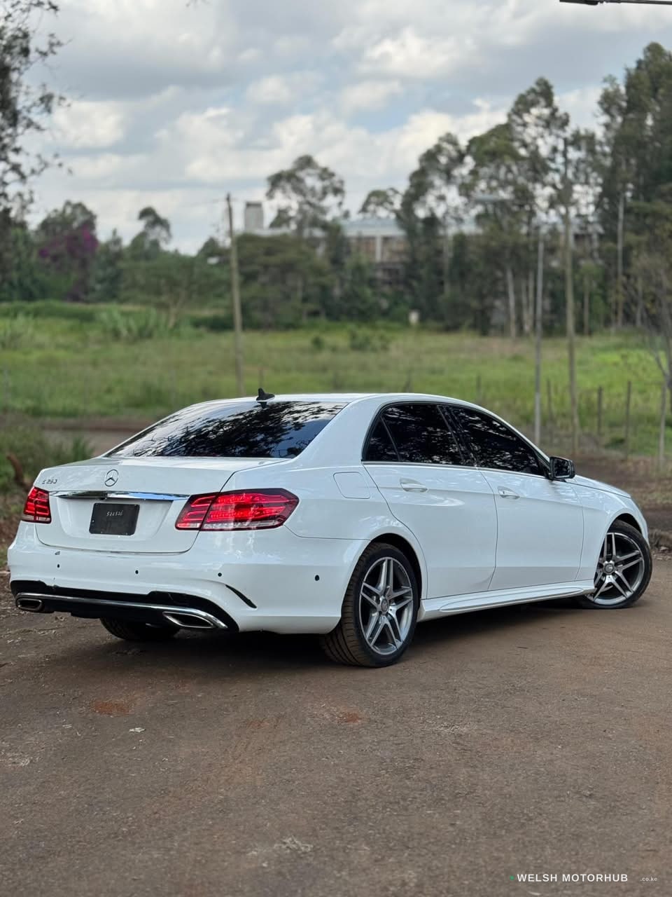 2016 Mercedes-Benz E250 2L Petrol Sedan, photo 14