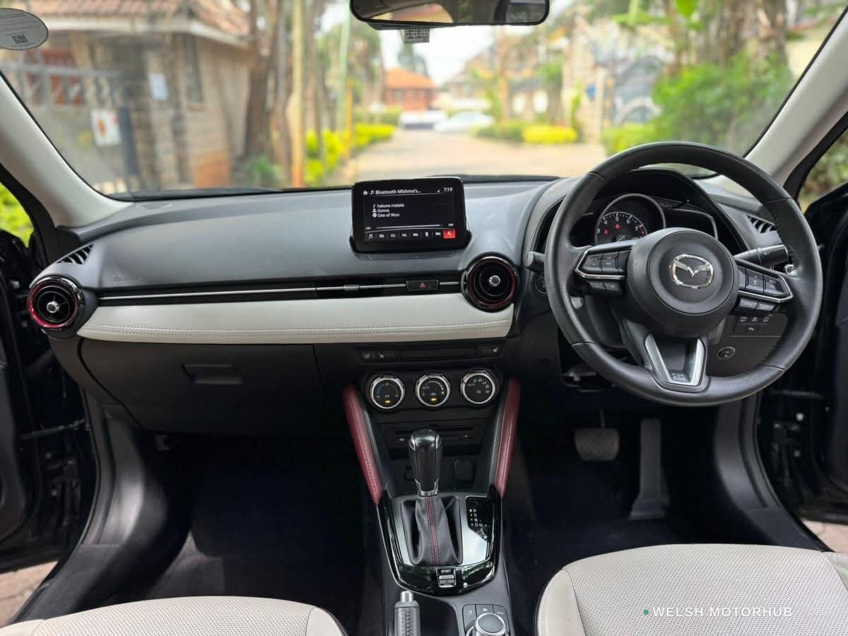 2018 Mazda CX-3 1.5L Petrol Hatchback, photo 8