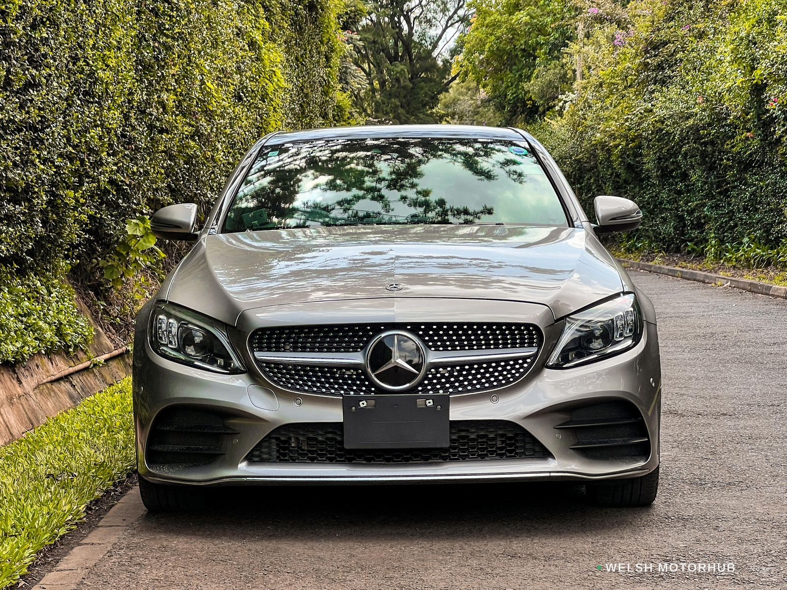2019 Mercedes-Benz C200 1.5L Petrol Sedan, photo 2