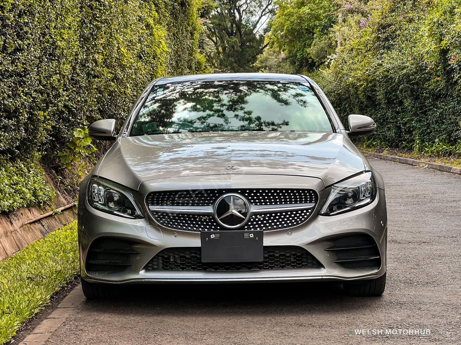 2019 Mercedes-Benz C200 1.5L Petrol Sedan, photo 2