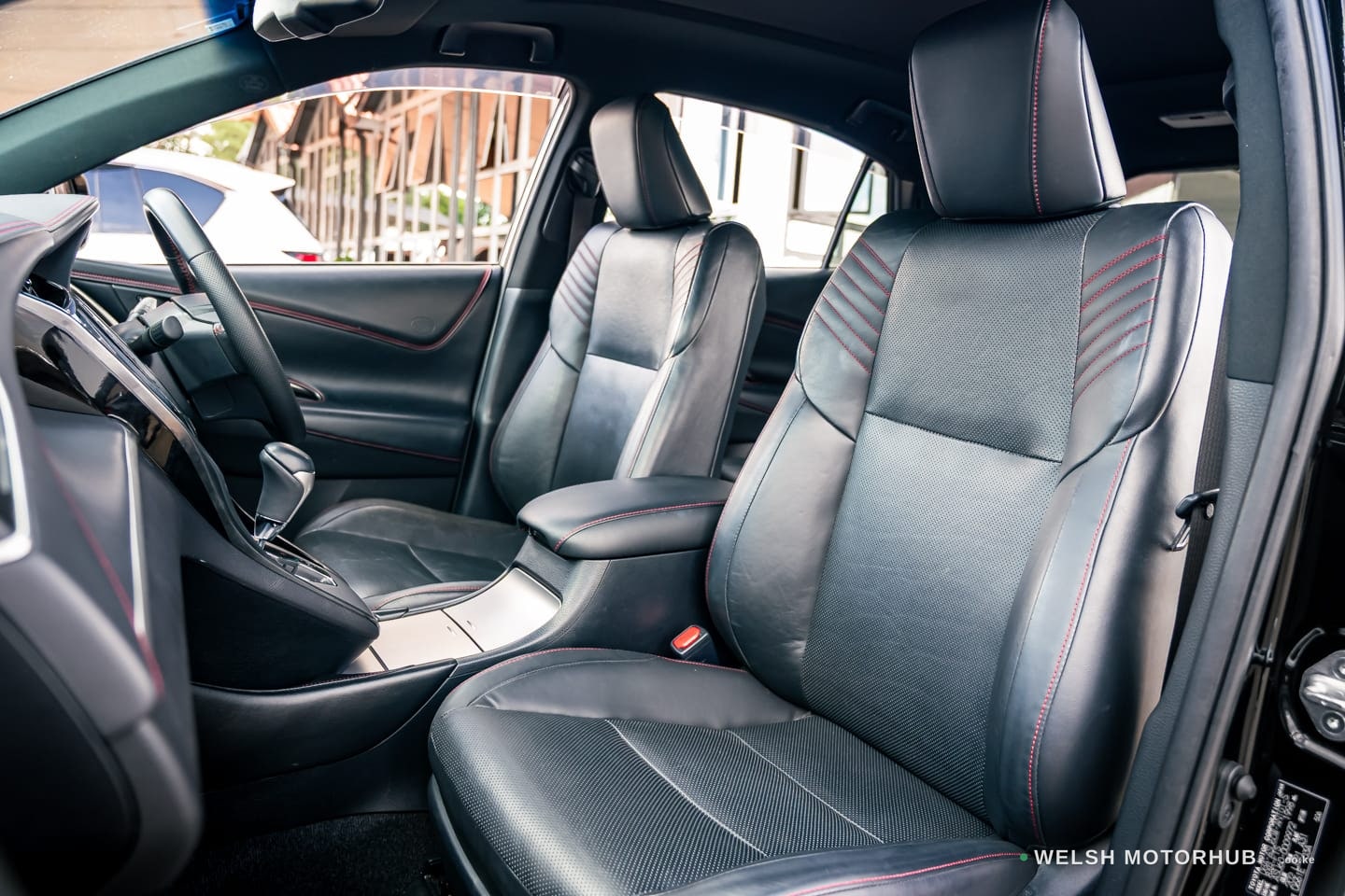 2019 Toyota Harrier 2L Petrol SUV, photo 7