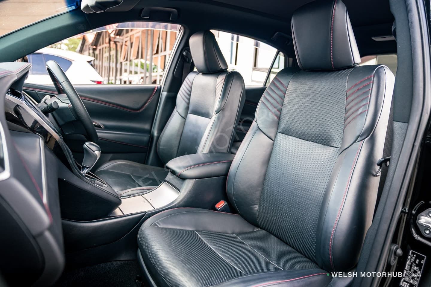 2019 Toyota Harrier 2L Petrol SUV, photo 7