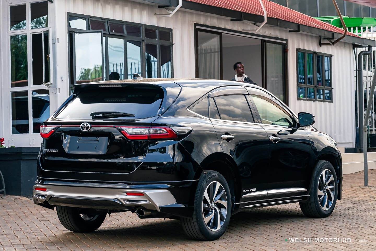 2019 Toyota Harrier 2L Petrol SUV, photo 3