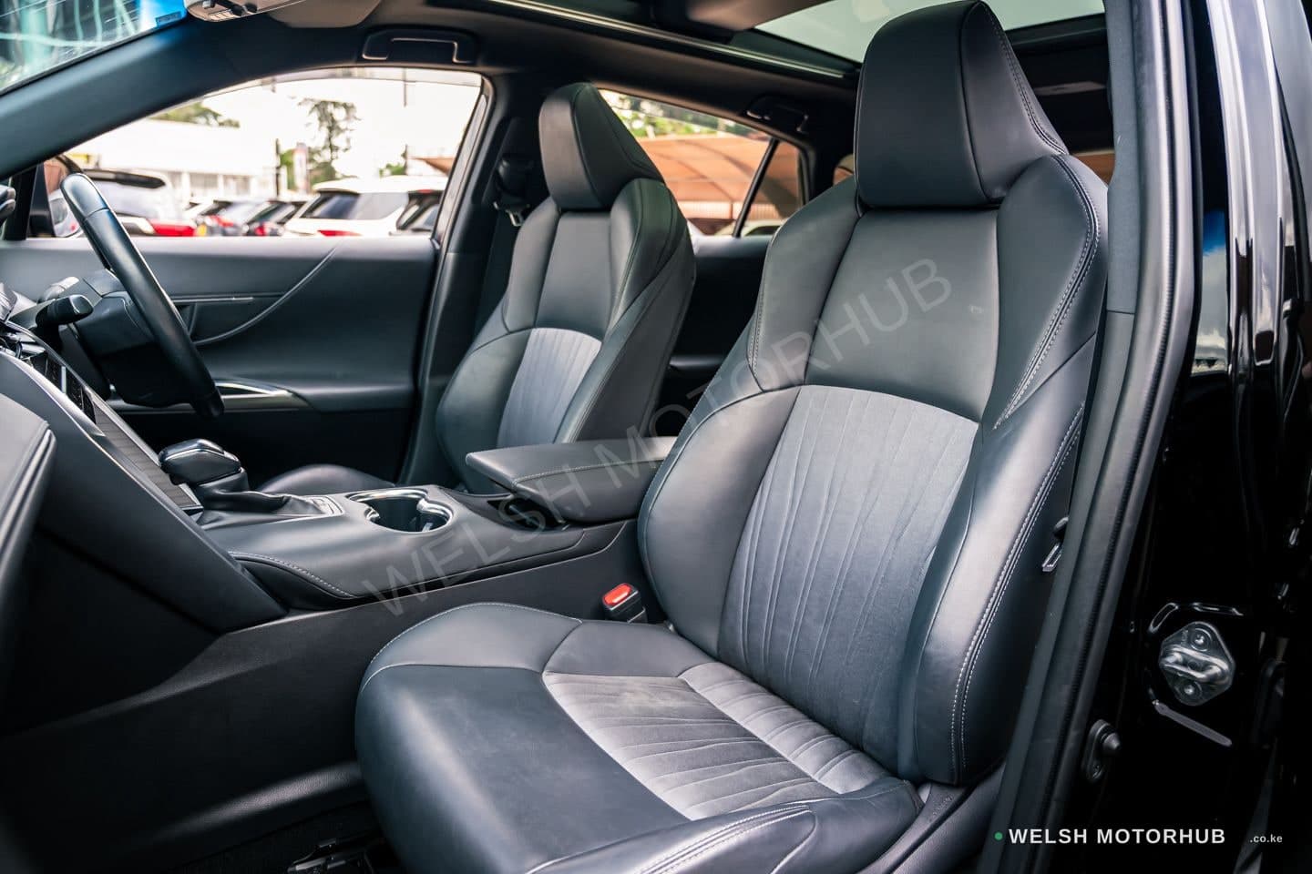 2020 Toyota Harrier 2L Petrol SUV, photo 7