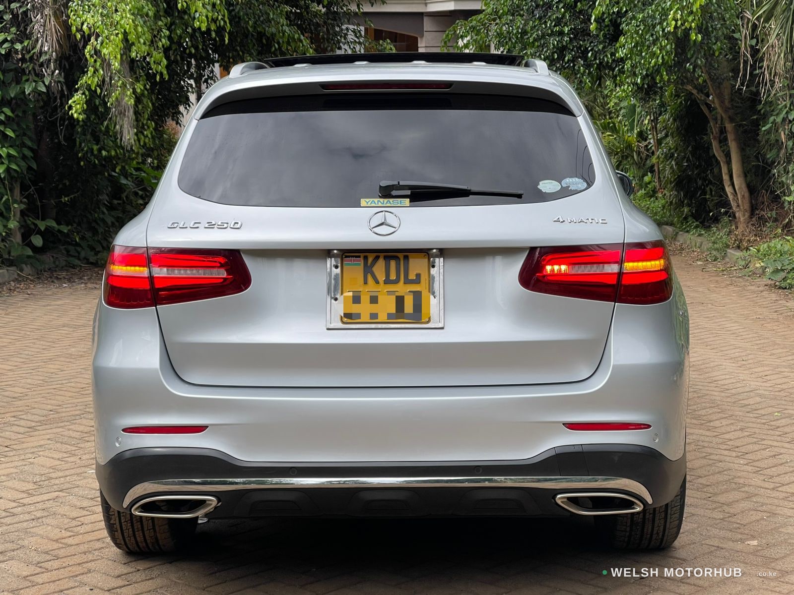 2016 Mercedes-Benz GLC 250 4MATIC 2L Petrol SUV, photo 6