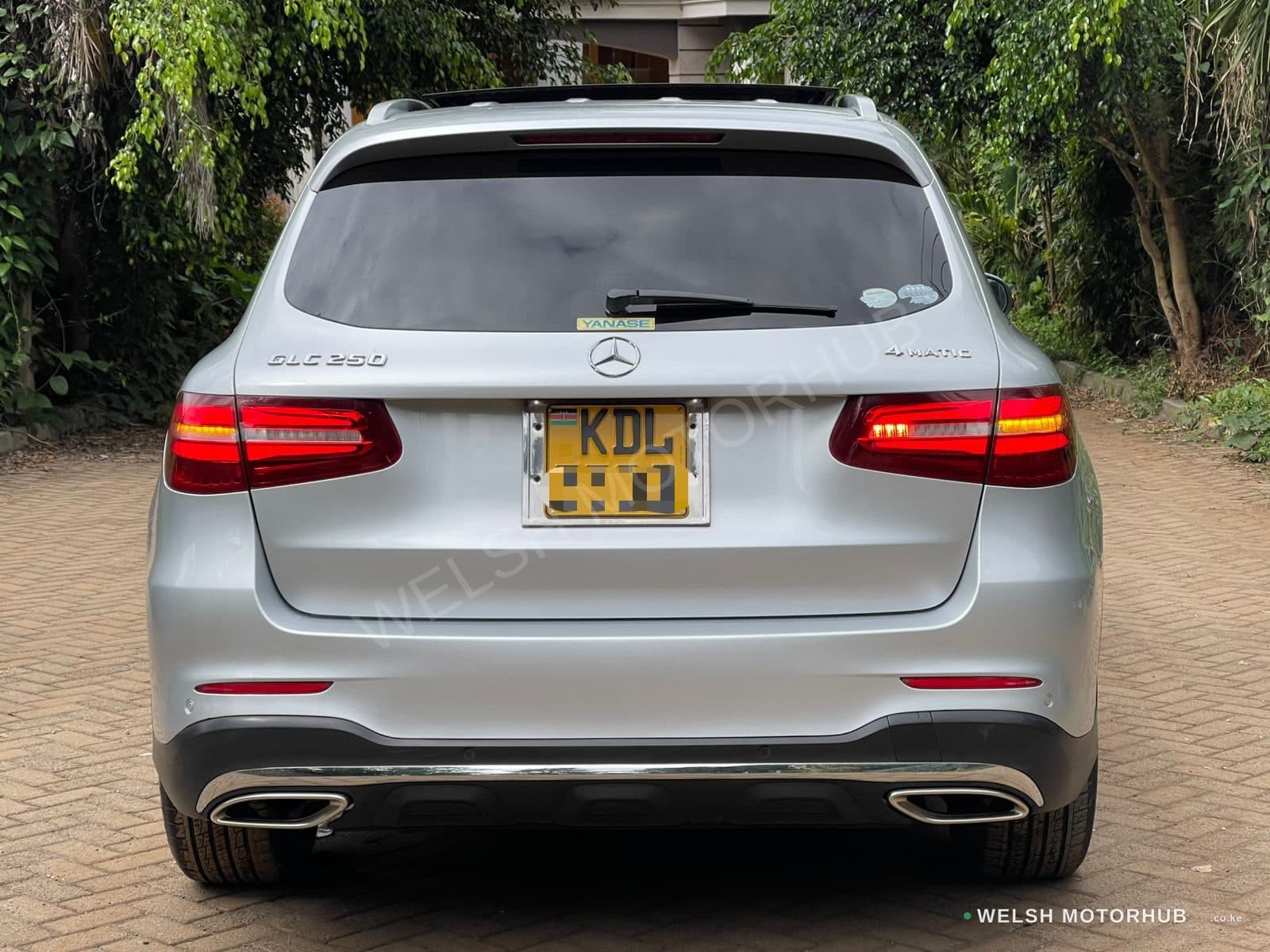 2016 Mercedes-Benz GLC 250 4MATIC 2L Petrol SUV, photo 6