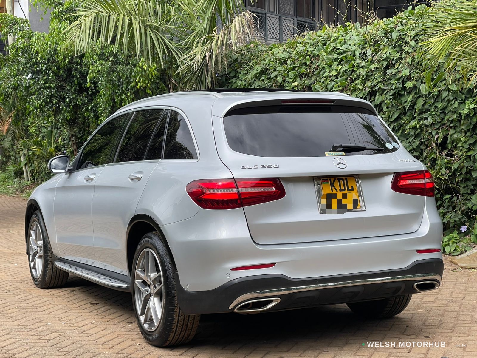 2016 Mercedes-Benz GLC 250 4MATIC 2L Petrol SUV, photo 7