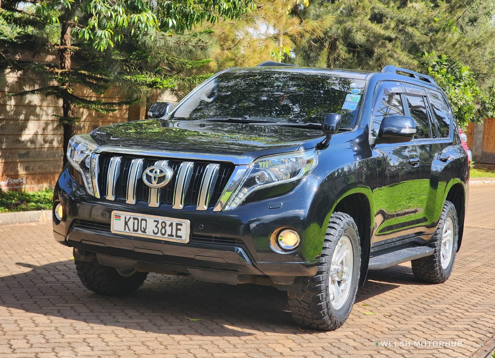 2017 Toyota Prado J150 2.7L Petrol SUV, photo 2