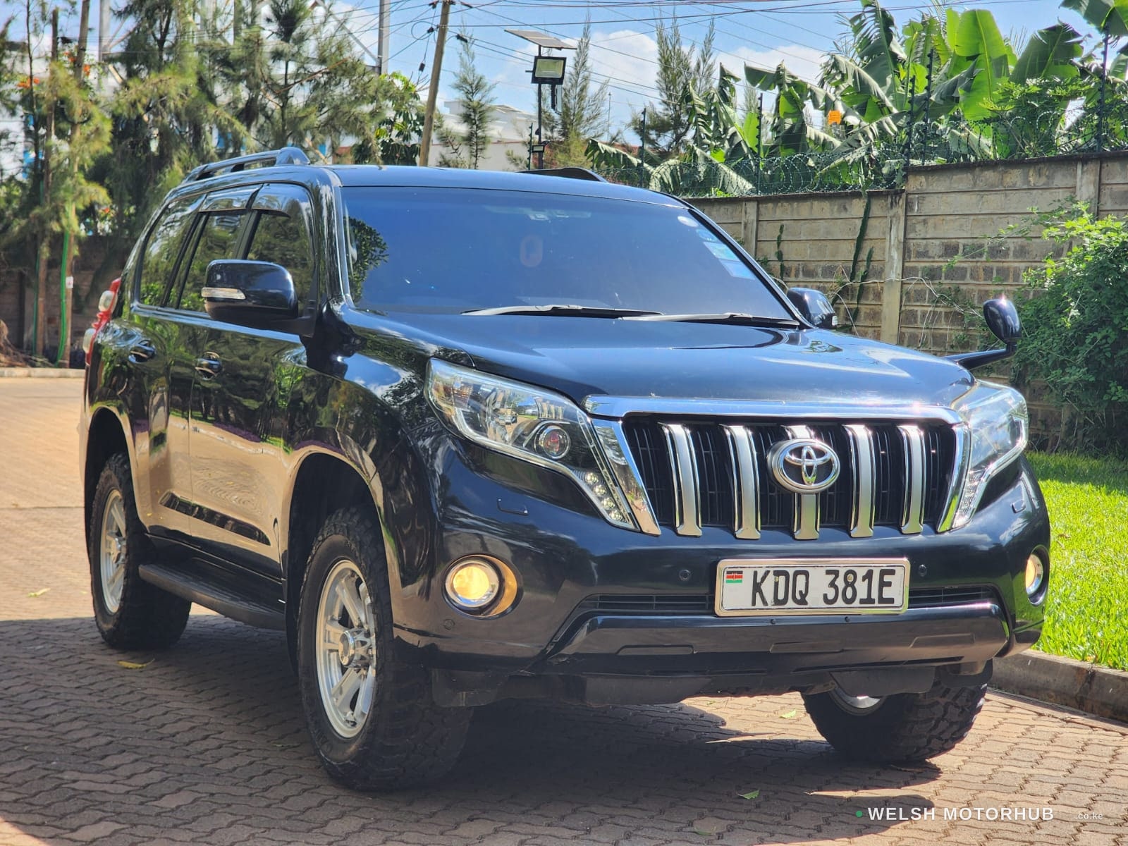 2017 Toyota Prado J150 2.7L Petrol SUV, photo 3
