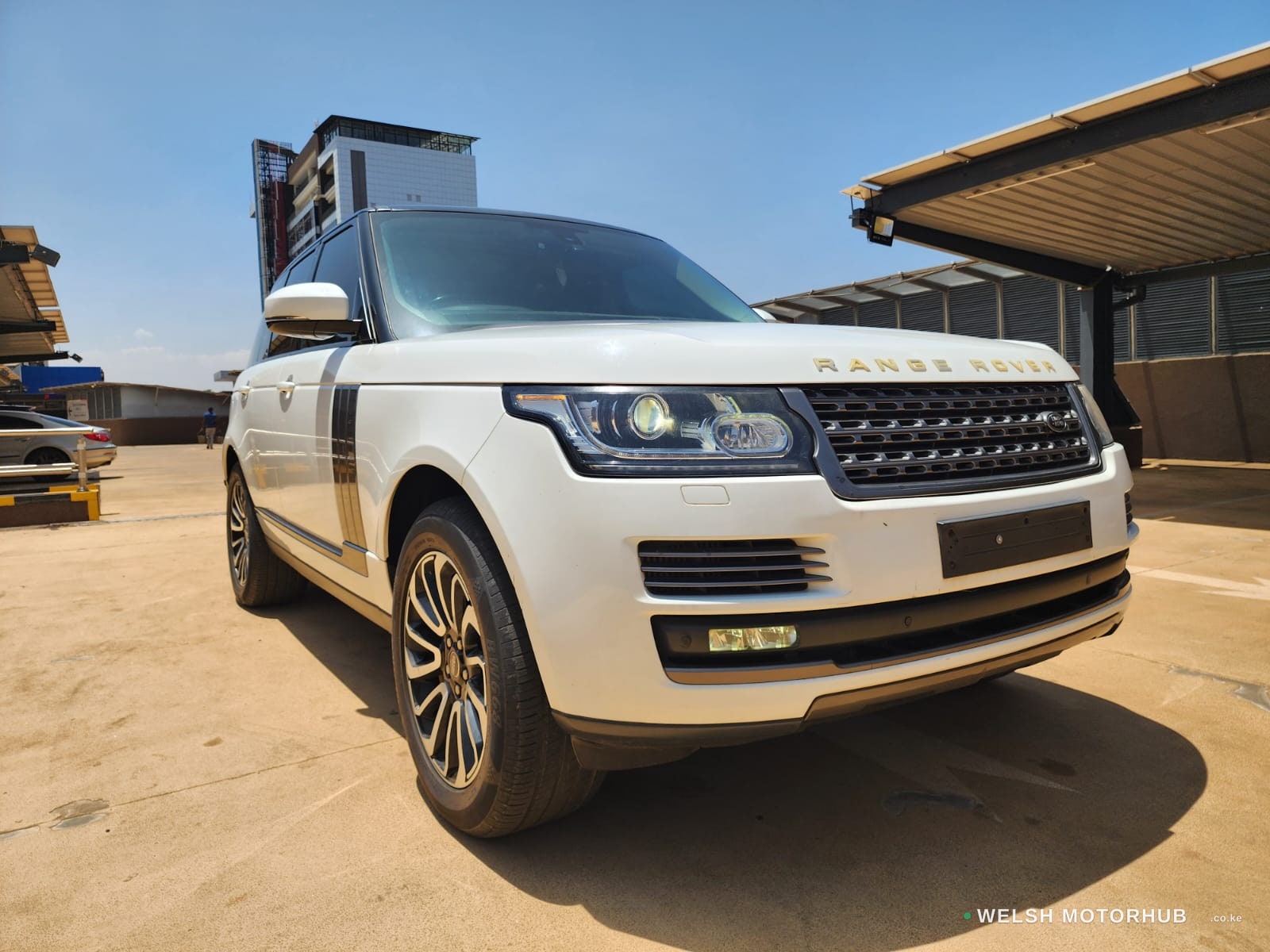2013 Range Rover Vogue 3L Diesel SUV, photo 2