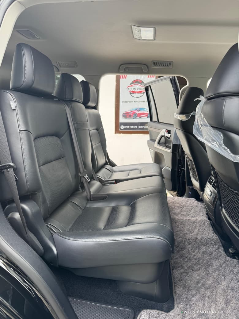 2019 Toyota Land Cruiser 200 ZX 4.6L Petrol SUV, photo 13