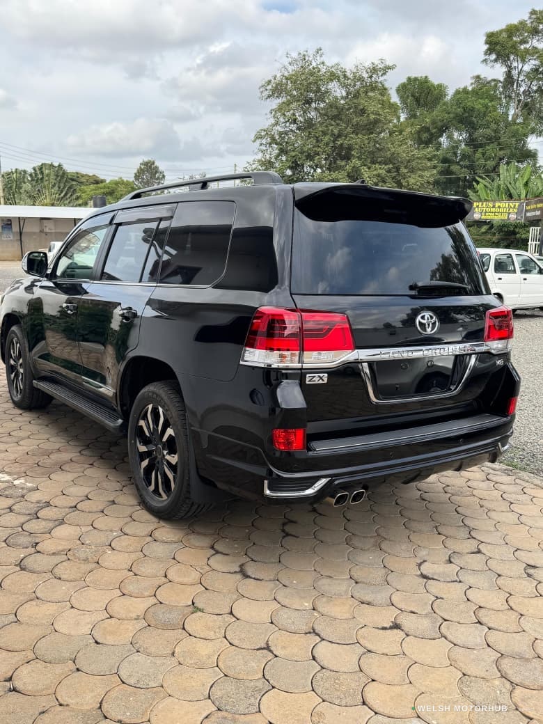 2019 Toyota Land Cruiser 200 ZX 4.6L Petrol SUV, photo 15