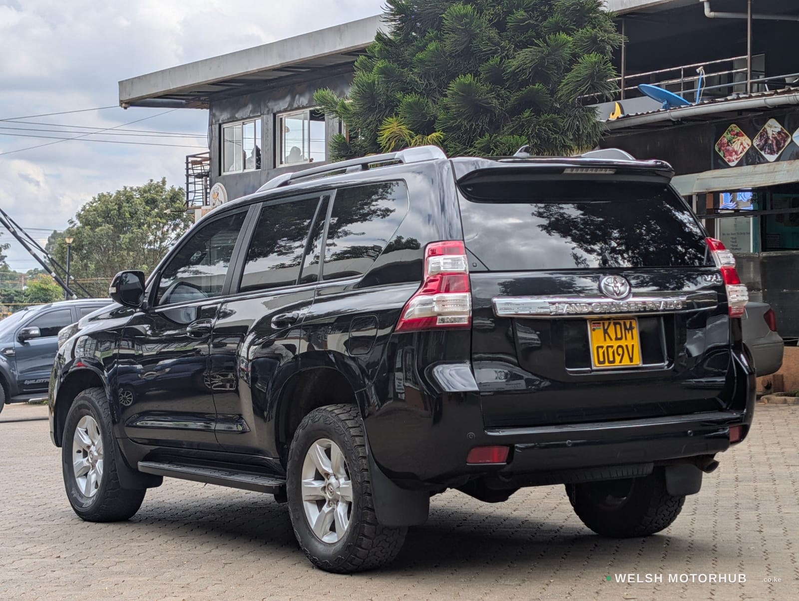 2016 Toyota Land Cruiser Prado J150 2.8L Diesel SUV, photo 3