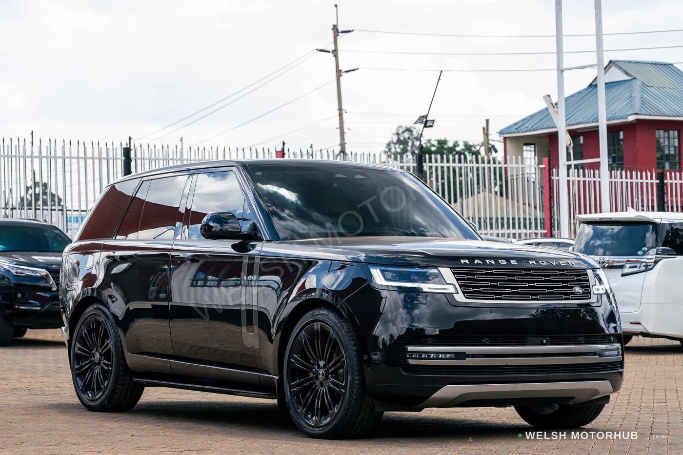 Range Rover D350 ( HSE )