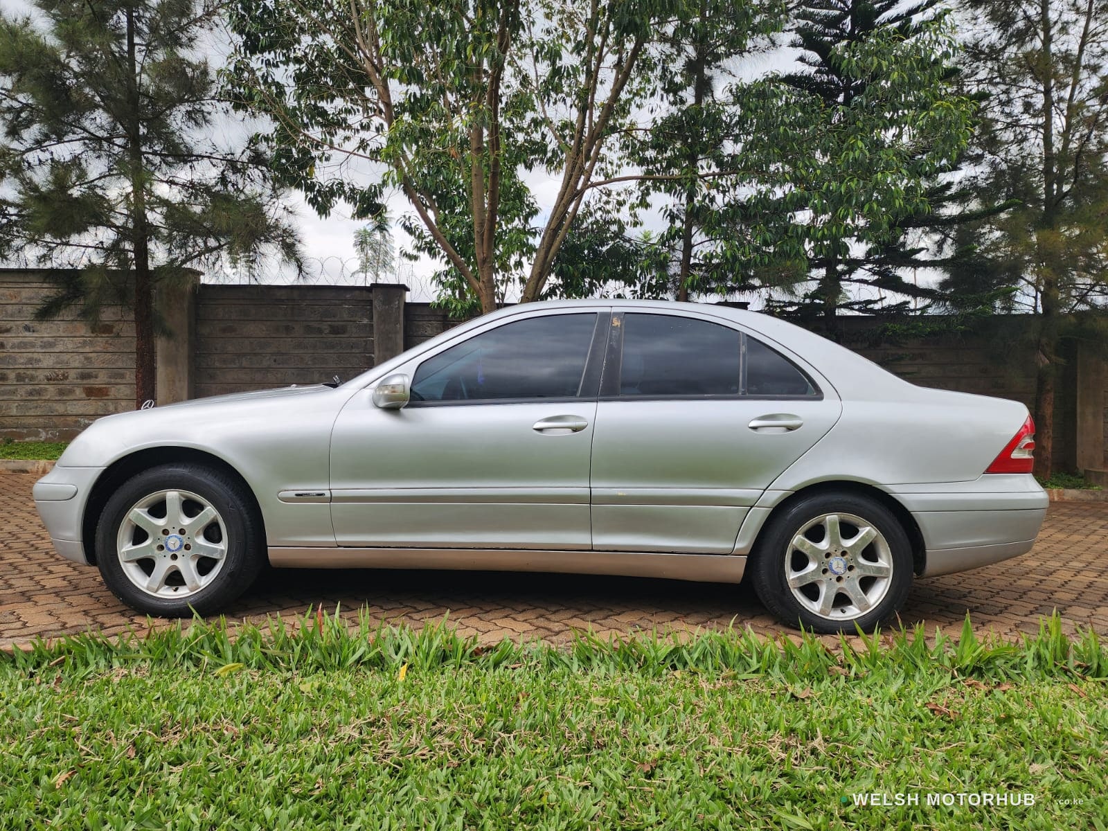 2003 Mercedes-Benz C200 1.8L Petrol Sedan, photo 5