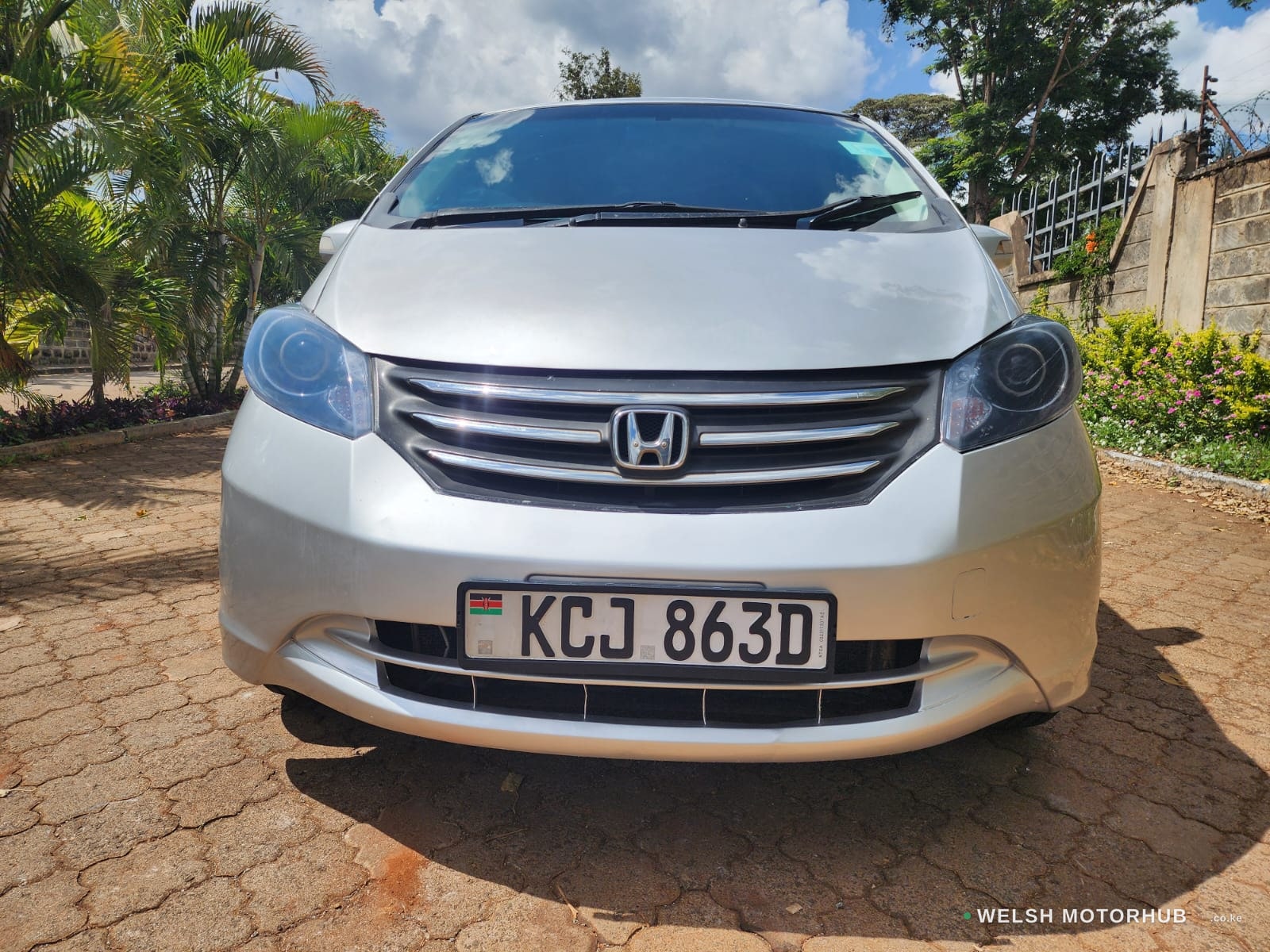 2009 Honda Freed 1.5L Petrol MPV, photo 2