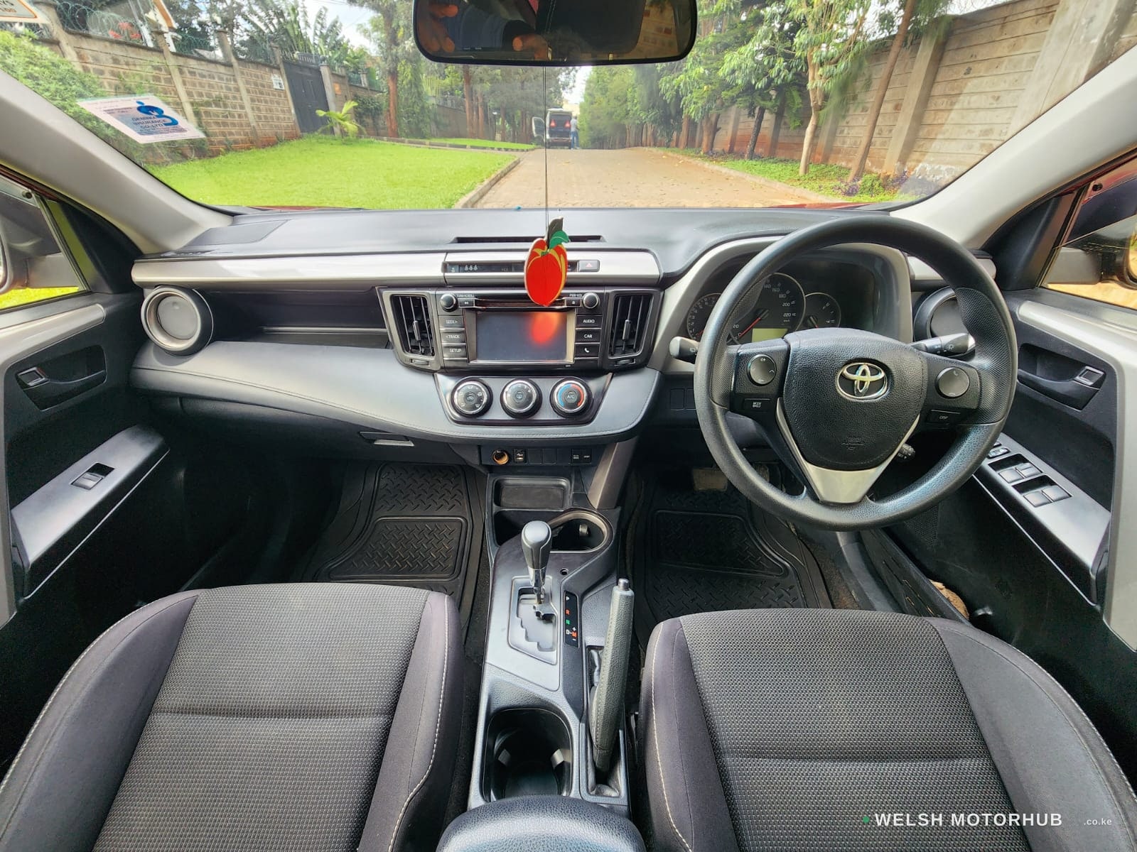 2018 Toyota RAV4 2L Petrol SUV, photo 9