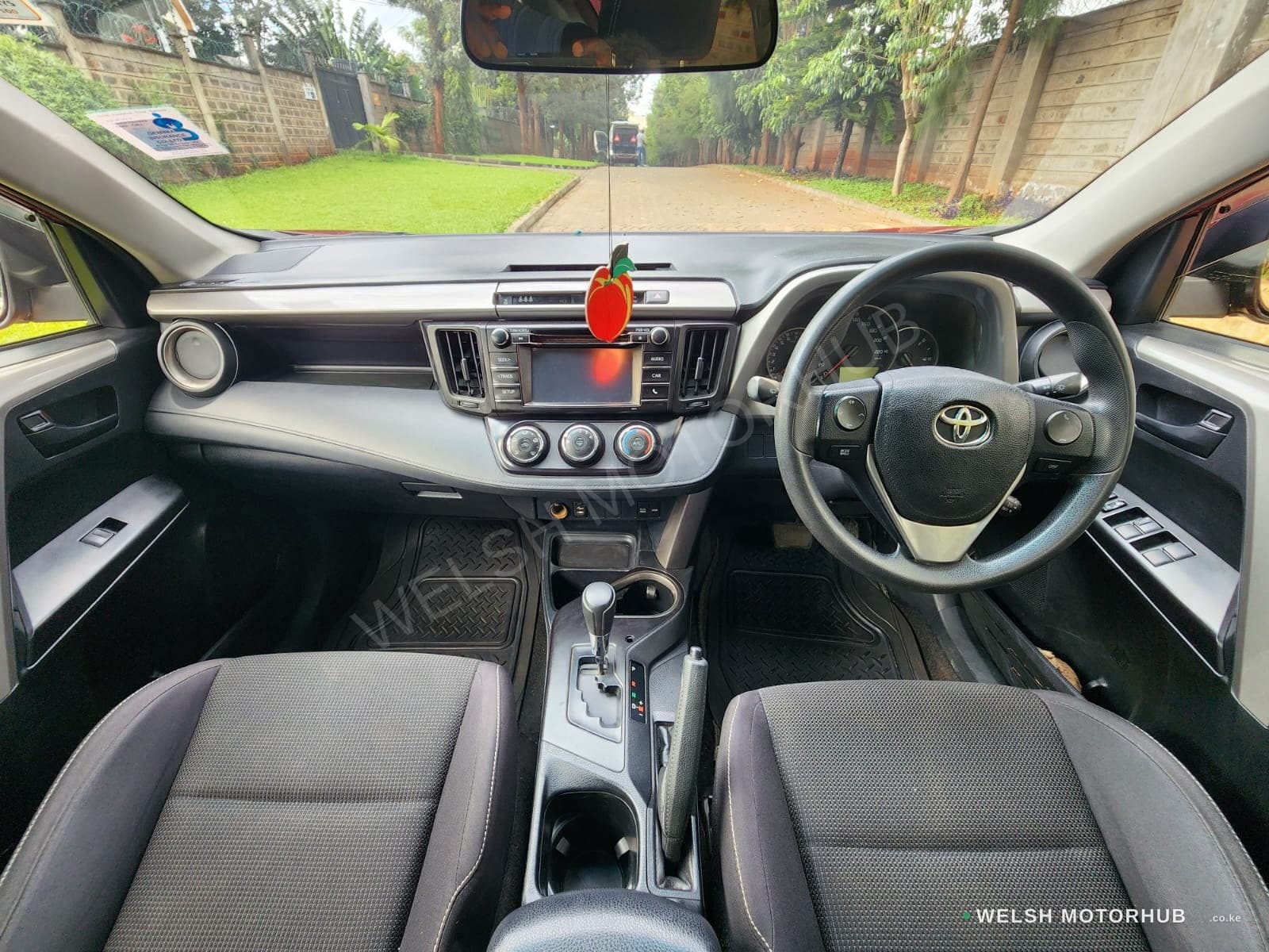 2018 Toyota RAV4 2L Petrol SUV, photo 9