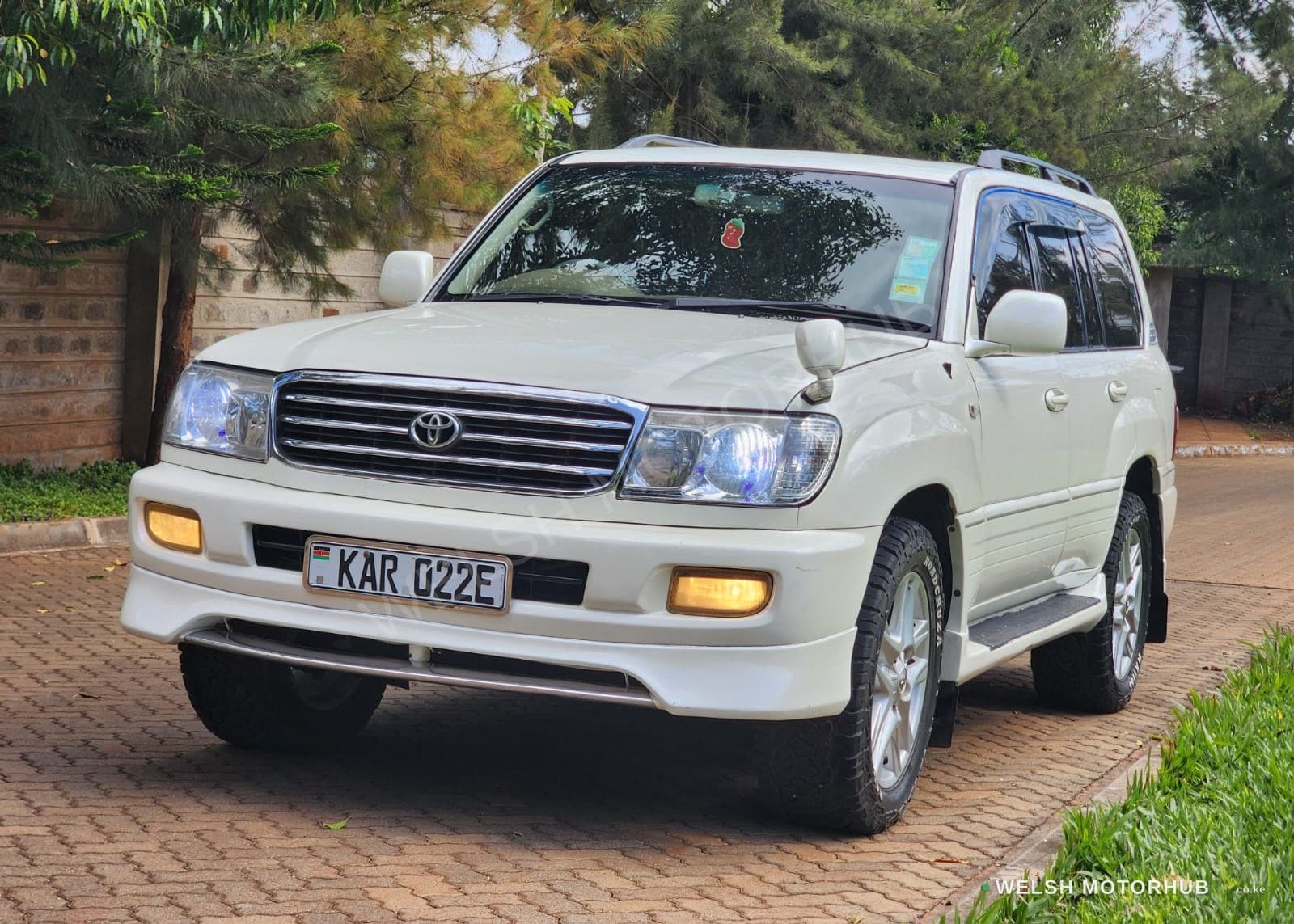 Toyota Land Cruiser ( 100 Series )